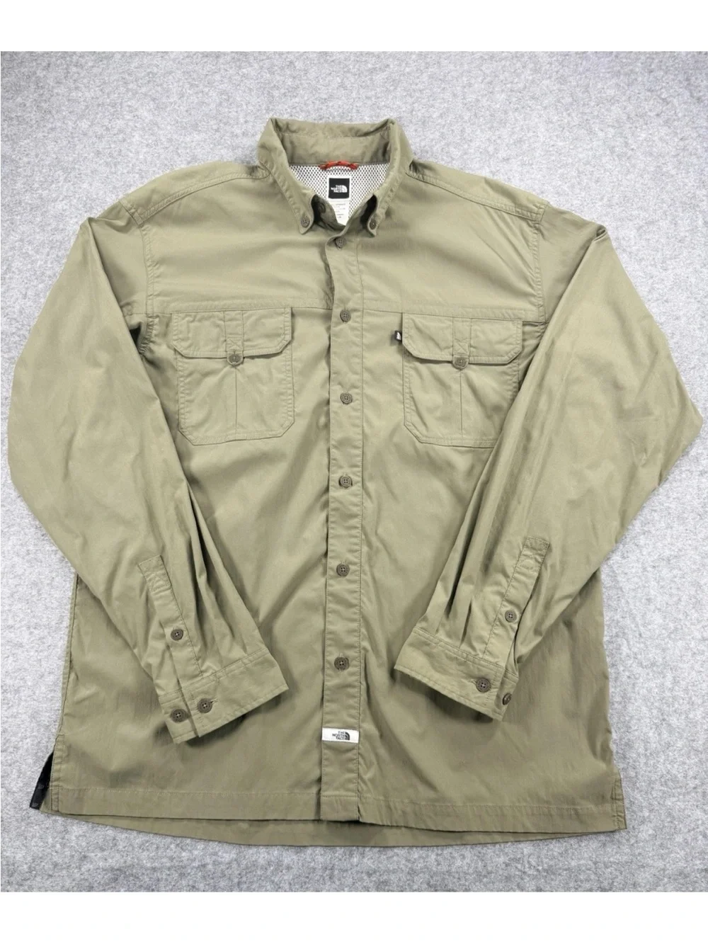 The North Face Mens L Lightweight Button Shirt Olive Green Vented Hiking Trail